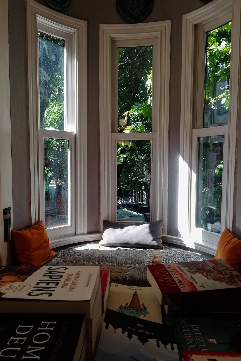 Turn an Underused Window Into a Reading Spot You’ll Actually Want to Sit In