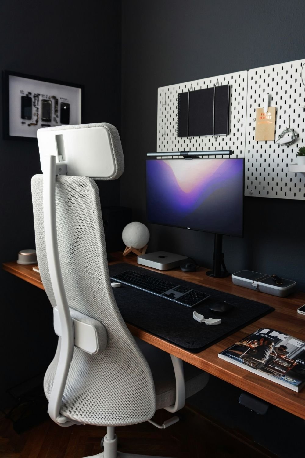 Small Bedroom Gaming Setup Ideas That Fit More Into Less Space